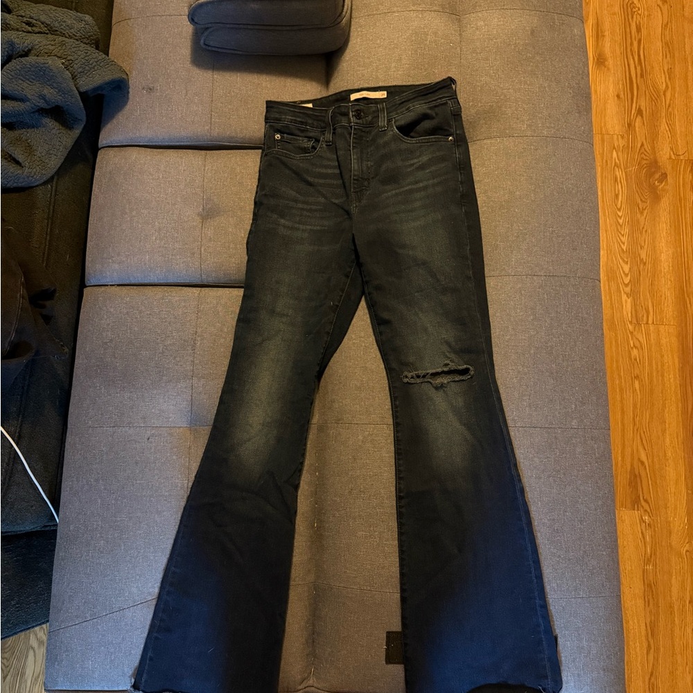 Levi's Women's Dark Wash Jeans